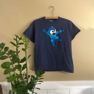 Blue vintage Y2K video game tee Mega Man video game character graphic tee Size S